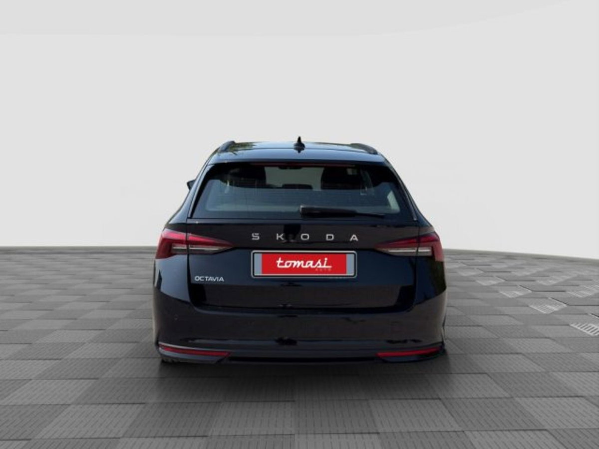 Skoda Octavia Station Wagon 2.0 tdi Executive 150cv dsg (4)