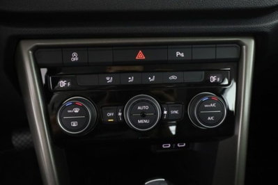 Volkswagen T-Roc 2.0 TDI SCR 150 CV DSG Business BlueMotion Technology (10)