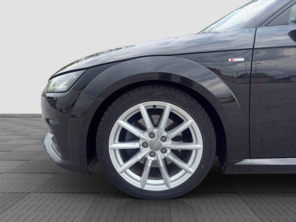 Audi TT Coupé 1.8 TFSI S line (15)