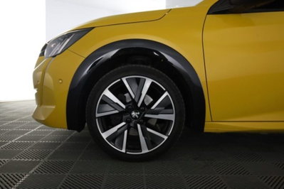Peugeot 208 PureTech 130 Stop&Start EAT8 5 porte GT Line (8)