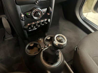 MINI Mini 1.6 16V One (55kW) (13)