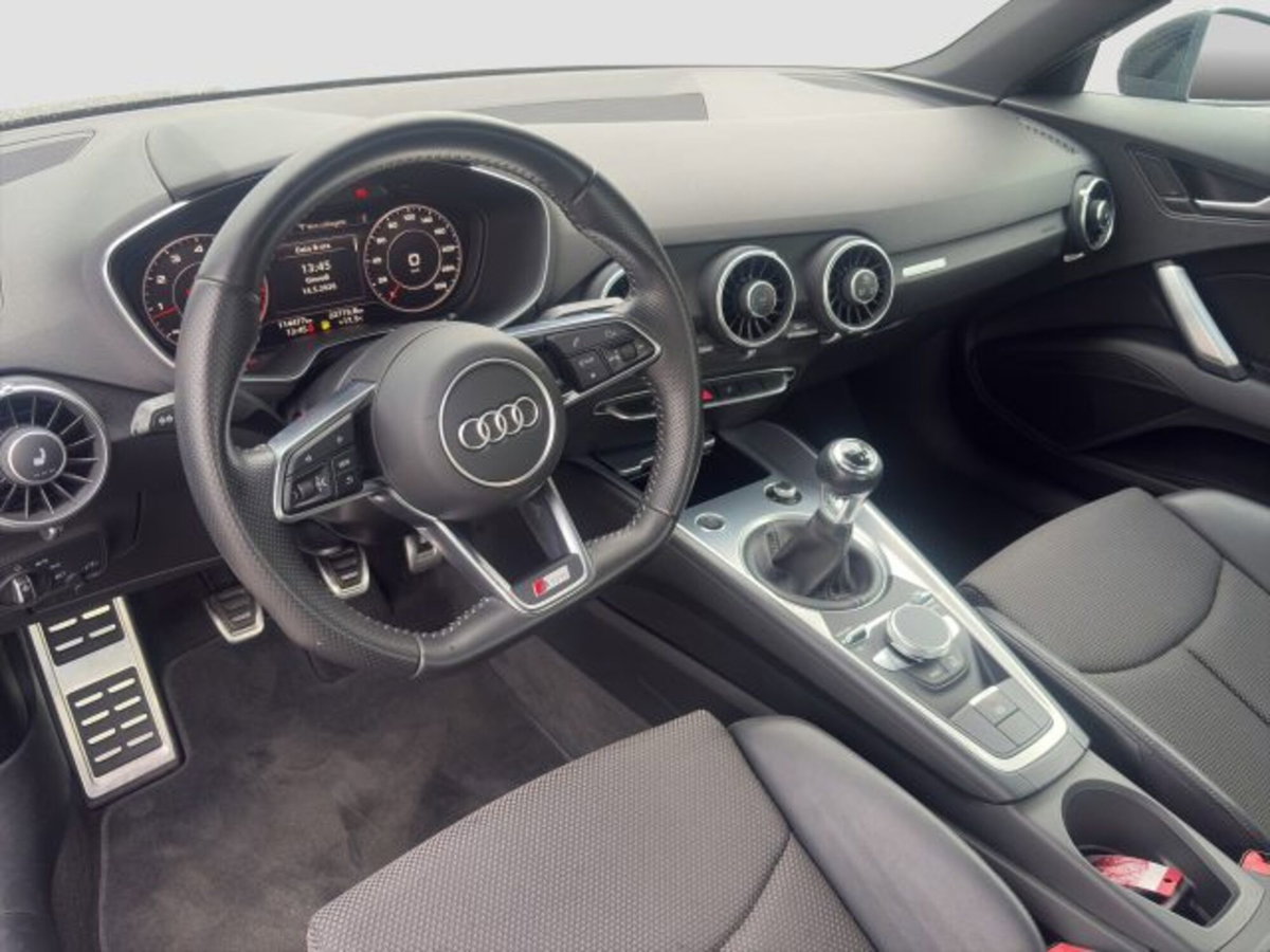 Audi TT Coupé 1.8 TFSI S line (9)
