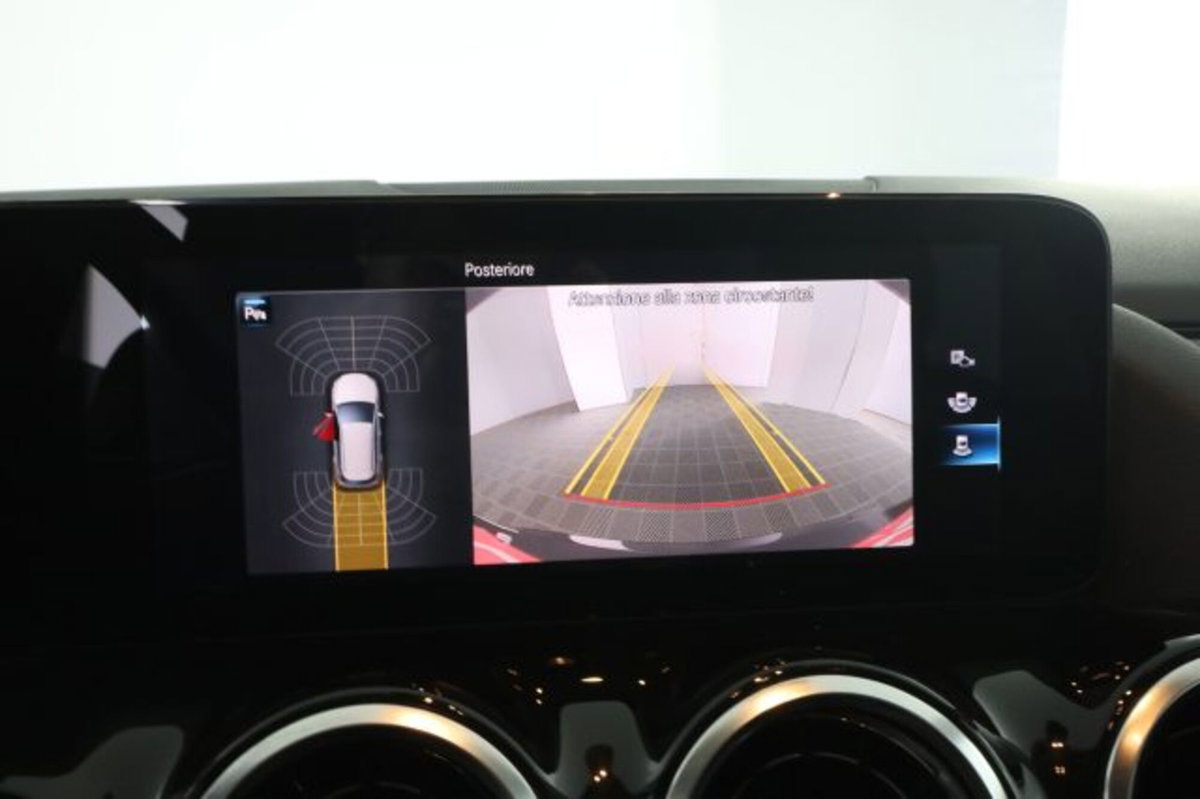 Mercedes-Benz CLA Shooting Brake 180 d Automatic Shooting Brake Sport (12)