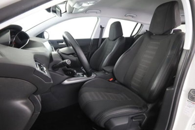 Peugeot 308 BlueHDi 120 S&S EAT6 Allure (2)