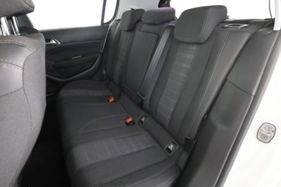 Peugeot 308 BlueHDi 120 S&S EAT6 Allure (3)