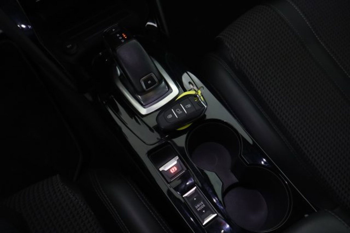 Peugeot 208 PureTech 130 Stop&Start EAT8 5 porte GT Line (14)