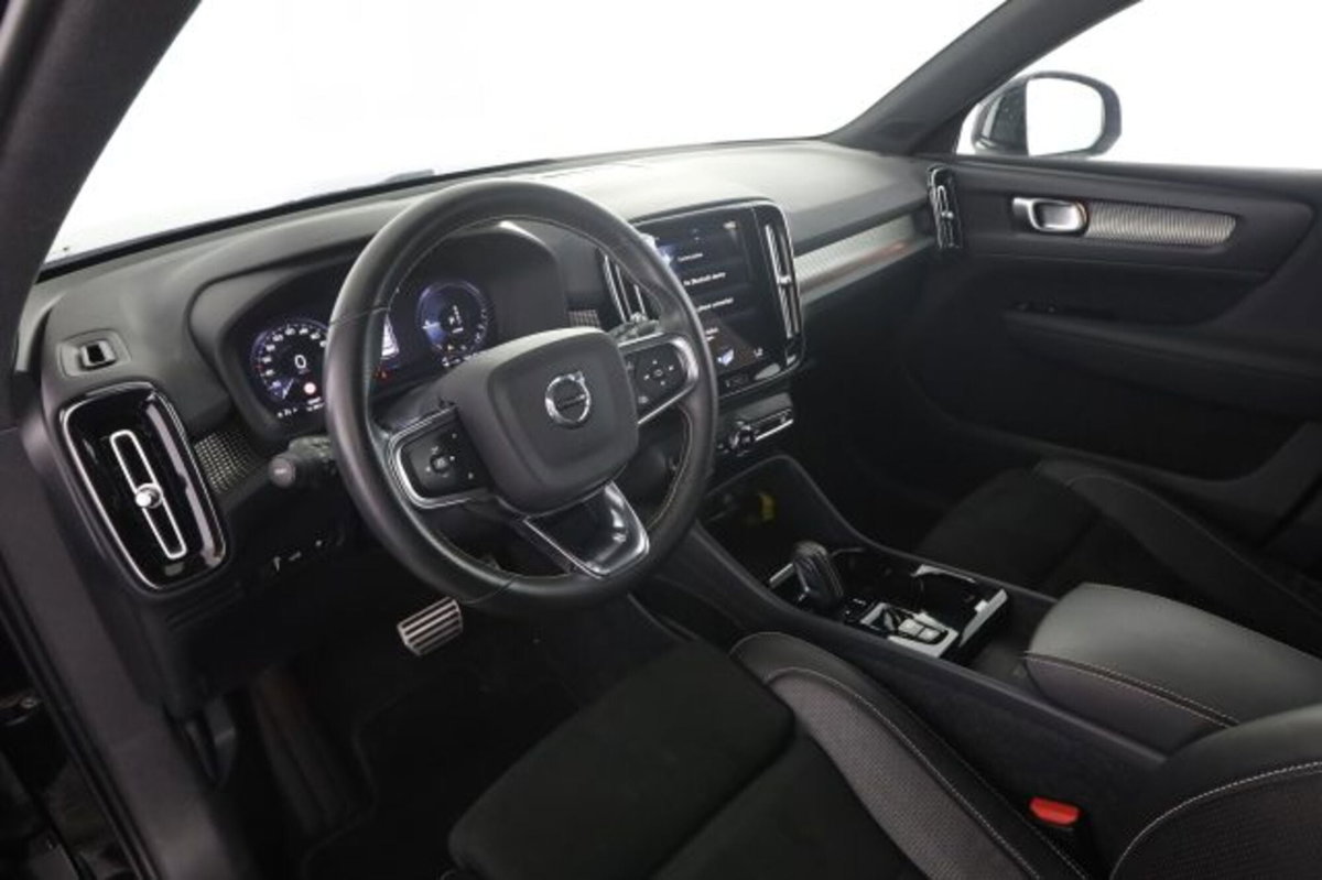 Volvo XC40 T4 Recharge Plug-in Hybrid R-design