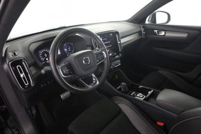 Volvo XC40 T4 Recharge Plug-in Hybrid R-design usata