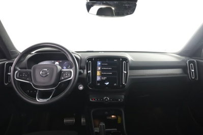 Volvo XC40 T4 Recharge Plug-in Hybrid R-design (4)