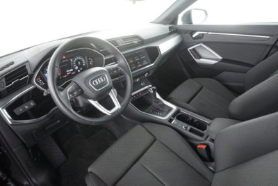 Audi Q3 Sportback 35 2.0 tdi Identity Black s-tronic usata