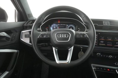 Audi Q3 Sportback 35 2.0 tdi Identity Black s-tronic (5)