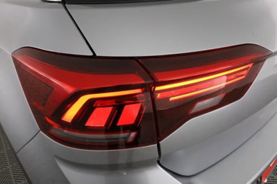 Volkswagen T-Roc 1.5 tsi R-Line dsg (10)
