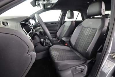 Volkswagen T-Roc 1.5 tsi R-Line dsg (2)