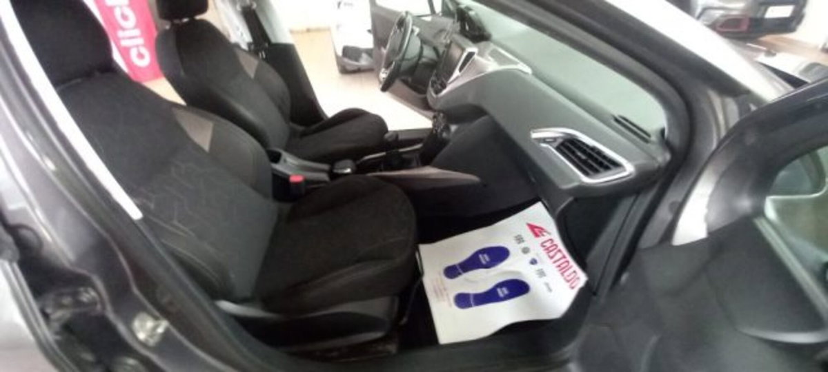 Peugeot 2008 82 Active (9)