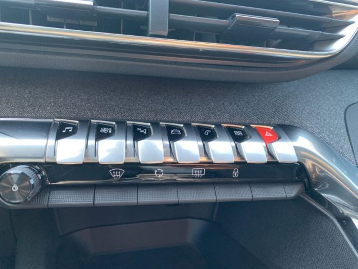 Peugeot 5008 PureTech Turbo 180 S&S EAT8 GT Line (17)