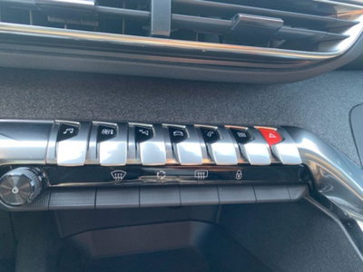 Peugeot 5008 PureTech Turbo 180 S&S EAT8 GT Line (17)
