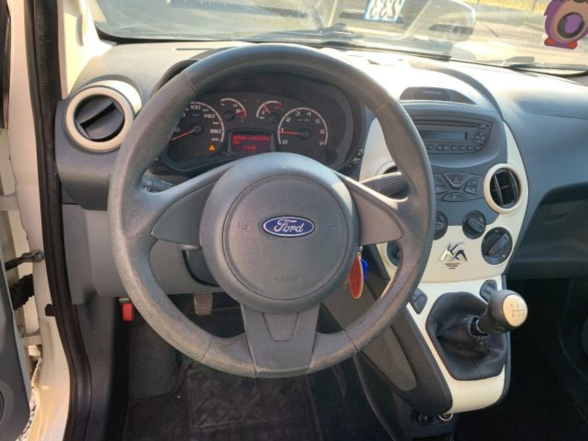 Ford Ka 1.2 8V 69CV (10)