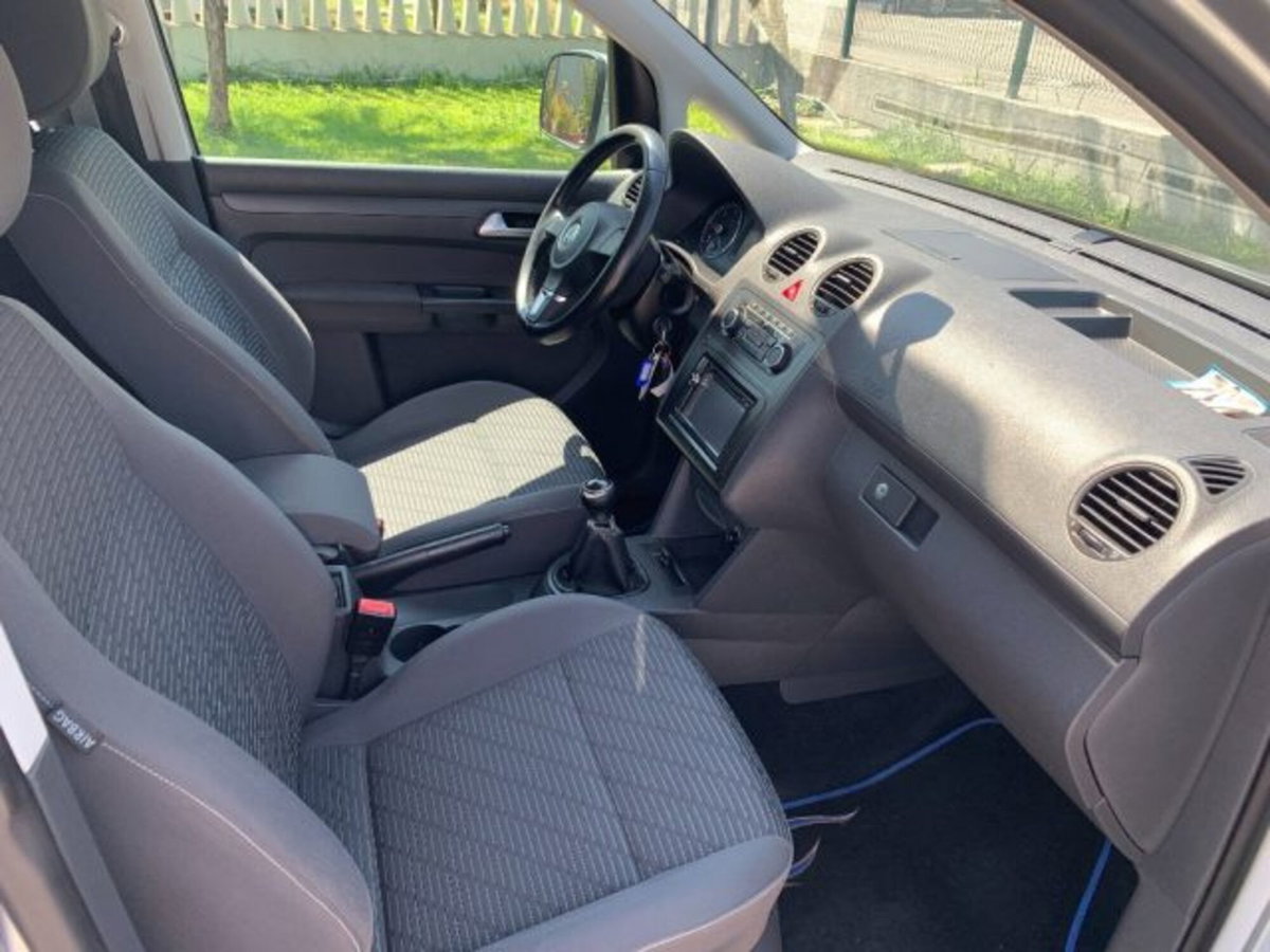 Volkswagen Caddy 1.6 TDI 102 CV 5p.Comfortline Maxi (9)