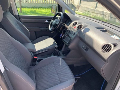 Volkswagen Caddy 1.6 TDI 102 CV 5p.Comfortline Maxi (9)