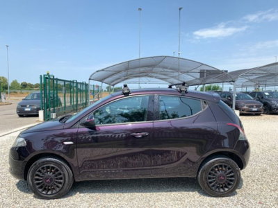 Lancia Ypsilon 0.9 TwinAir 85 CV 5 porte Metano Ecochic Gold (8)
