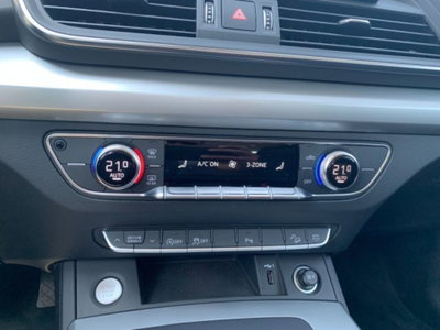 Audi Q5 40 TDI 204 CV quattro S tronic Business (13)