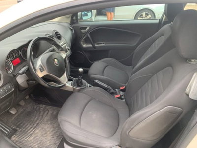 Alfa Romeo MiTo 1.3 JTDm 85 CV S&S Progression (9)