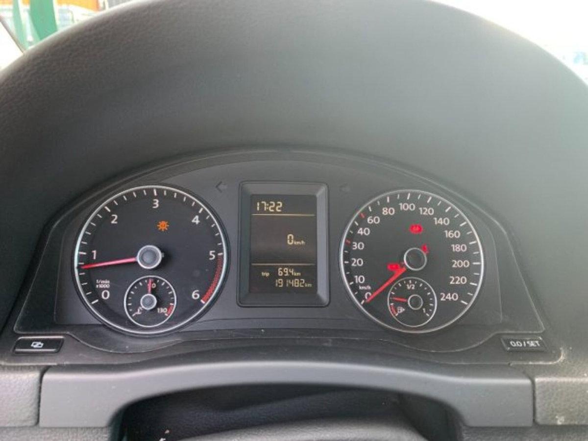 Volkswagen Golf Plus 1.6 TDI DPF Comf. BlueM. Tech. (12)
