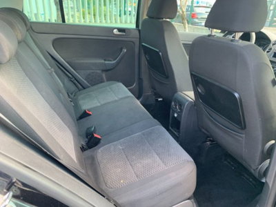 Volkswagen Golf Plus 1.6 TDI DPF Comf. BlueM. Tech. (9)