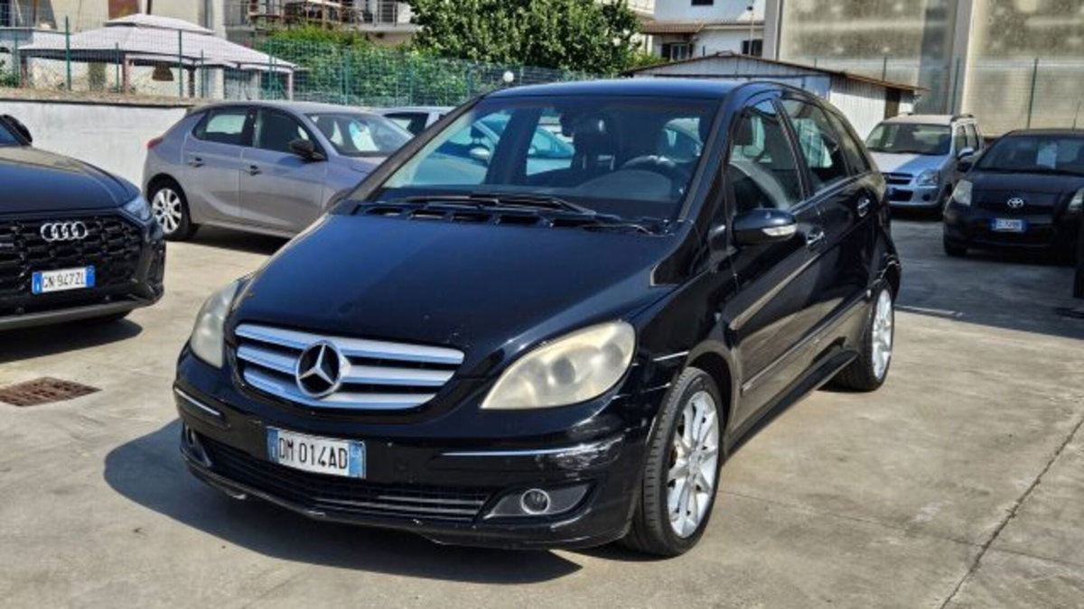 Mercedes-Benz Classe B 200 CDI Sport (2)