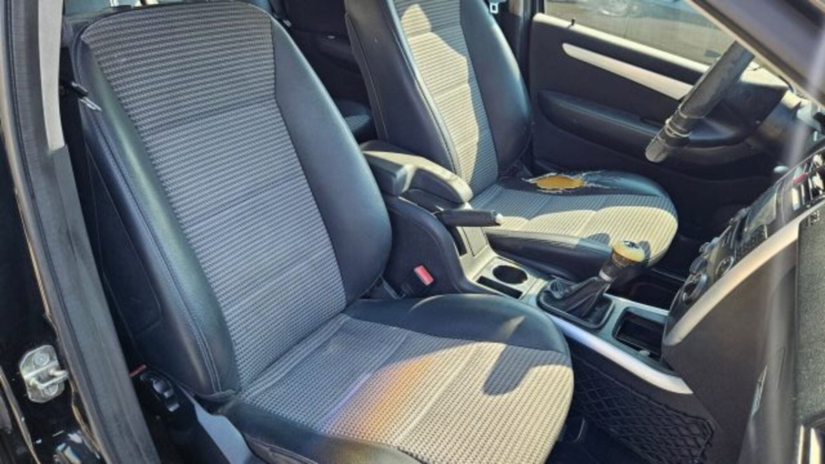 Mercedes-Benz Classe B 200 CDI Sport (9)