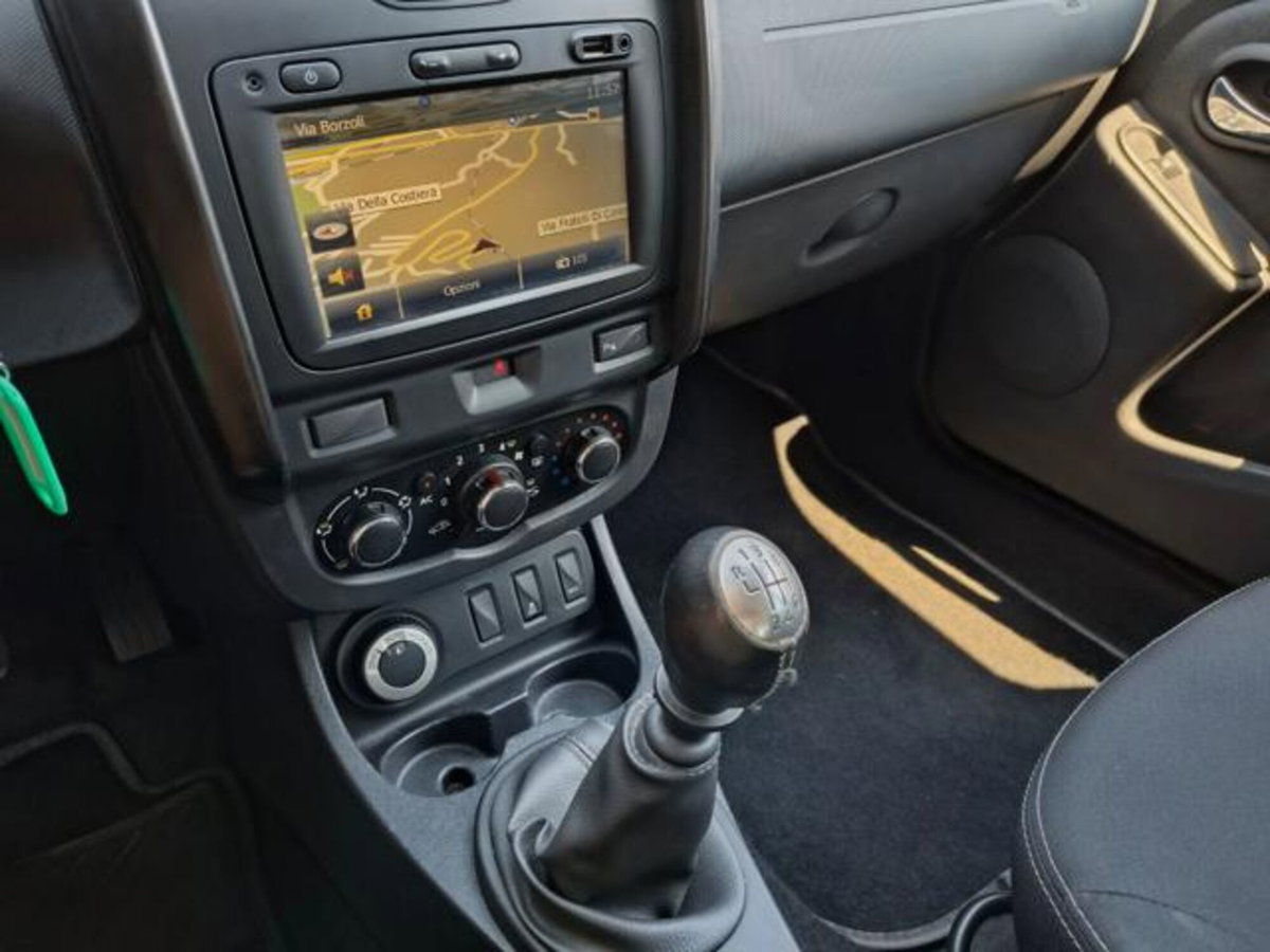 Dacia Duster 1.5 dCi 110CV 4x4 Lauréate (12)