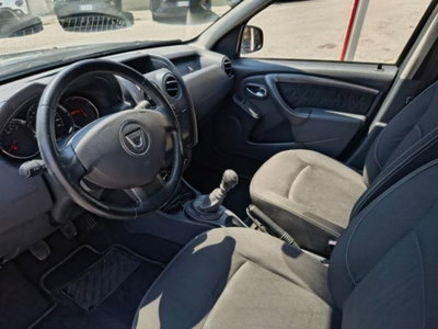 Dacia Duster 1.5 dCi 110CV 4x4 Lauréate (8)