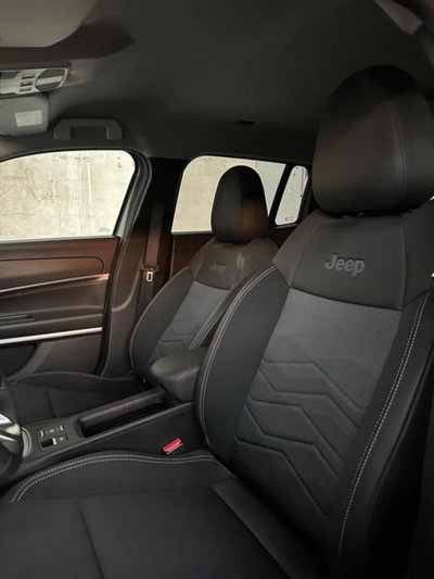 Jeep Avenger full-electric Summit fwd 156cv auto (9)
