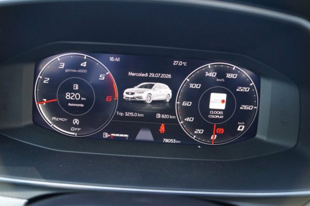 SEAT Leon ST Sportstourer 2.0 tdi Style 116cv (11)
