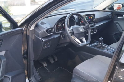 SEAT Leon ST Sportstourer 2.0 tdi Style 116cv (7)