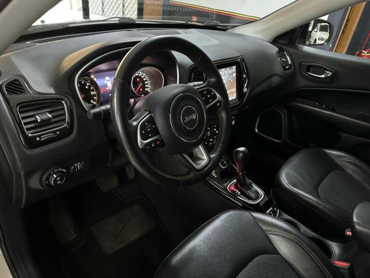 Jeep Compass 2.0 Multijet II 4WD Limited (12)