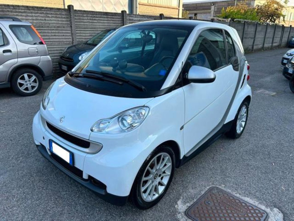 smart Fortwo 1000 52 kW MHD coupé passion (2)