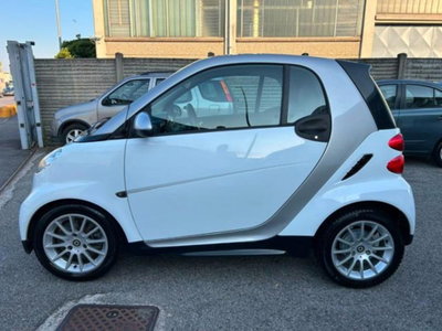 smart Fortwo 1000 52 kW MHD coupé passion (5)