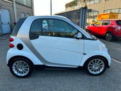 smart Fortwo 1000 52 kW MHD coupé passion (6)