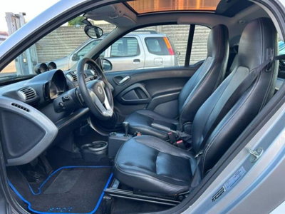 smart Fortwo 1000 52 kW MHD coupé passion (7)