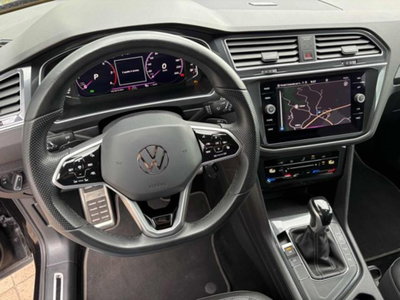 Volkswagen Tiguan 2.0 tdi R-Line 150cv dsg (10)