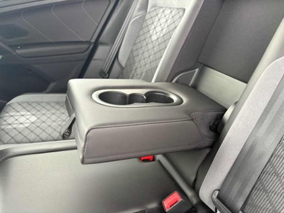Volkswagen Tiguan 2.0 tdi R-Line 150cv dsg (20)