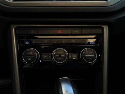 Volkswagen T-Roc 2.0 tdi R-Line 4motion 150cv dsg (12)