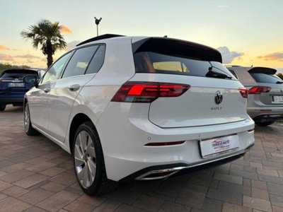 Volkswagen Golf Variant 2.0 TDI SCR DSG Style (4)