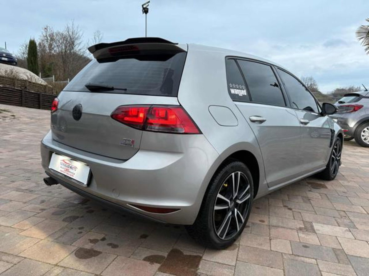 Volkswagen Golf 1.6 TDI DPF 5p. BlueMotion (3)