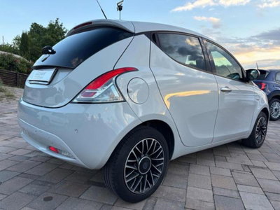 Lancia Ypsilon 1.3 MJT 16V 95 CV 5 porte S&S Mya (3)