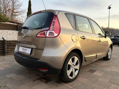 Renault Scenic E-Tech Electric 1.5 dCi 110CV Luxe (3)