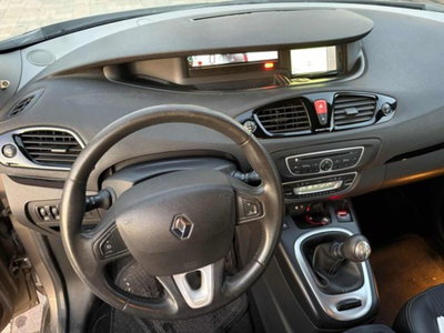 Renault Scenic E-Tech Electric 1.5 dCi 110CV Luxe (7)