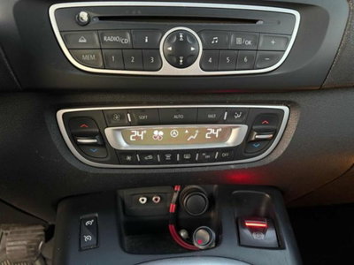 Renault Scenic E-Tech Electric 1.5 dCi 110CV Luxe (9)
