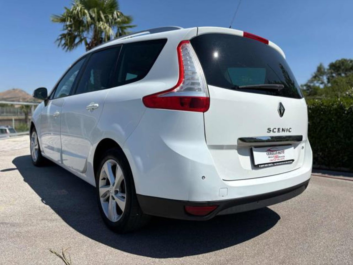 Renault Scenic E-Tech Electric 1.5 dCi 110CV Attractive (4)